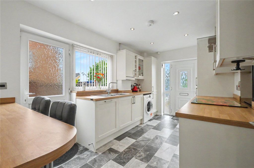 Property photo 3 of 11 Picture No. 07