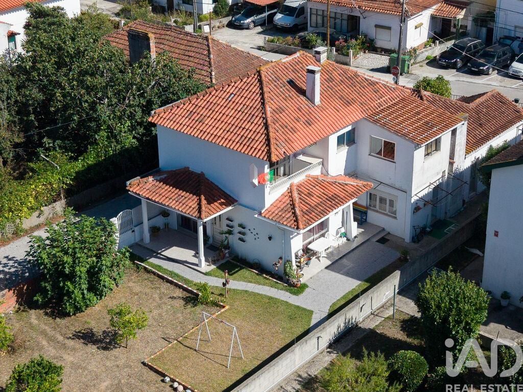 Property photo 1 of 39