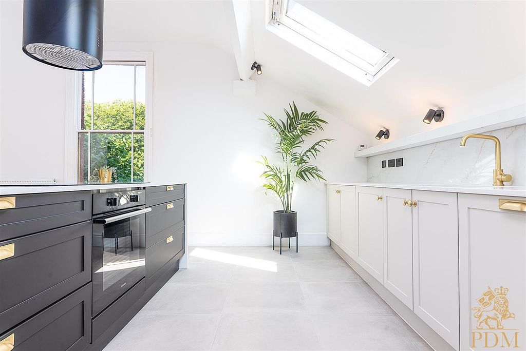 Property photo 1 of 23 16 Magdala Road, Mapperley (16 Of 26).Jpg
