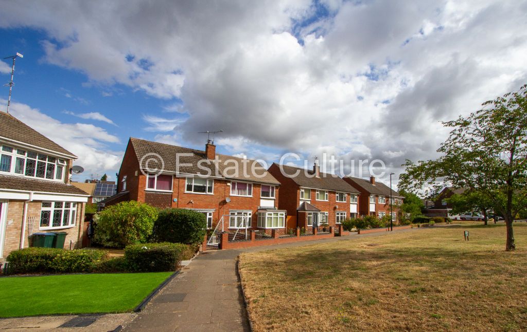 Property photo 2 of 23