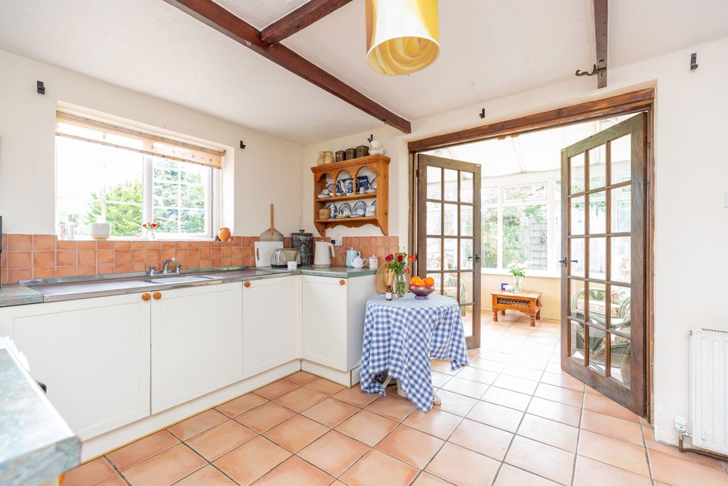 Property photo 2 of 24