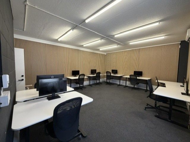 Property photo 1 of 8