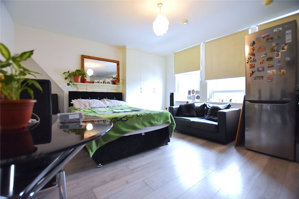 Property photo 1 of 6 Picture No. 06
