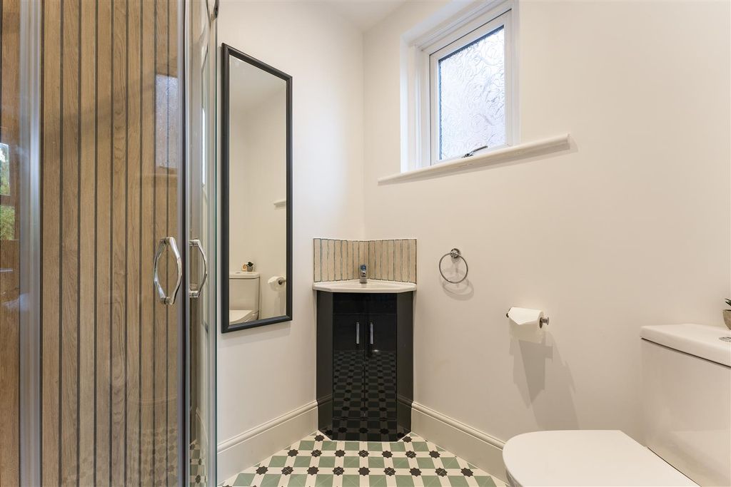 Property photo 3 of 11 6 Nelson Road-9.Jpg