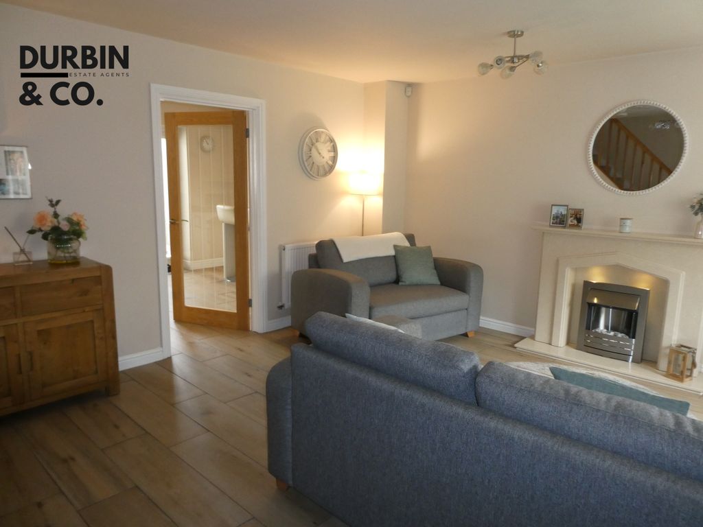 Property photo 3 of 68 Lounge