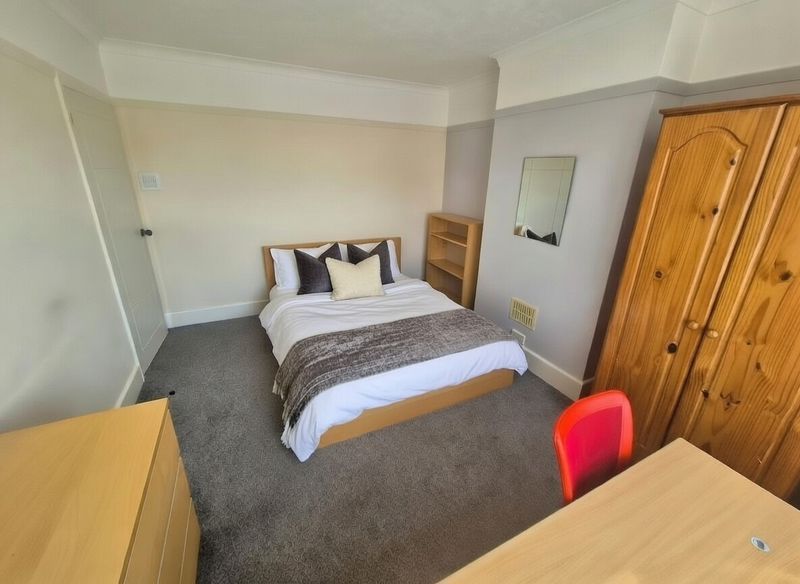 Property photo 1 of 8 Photo 1