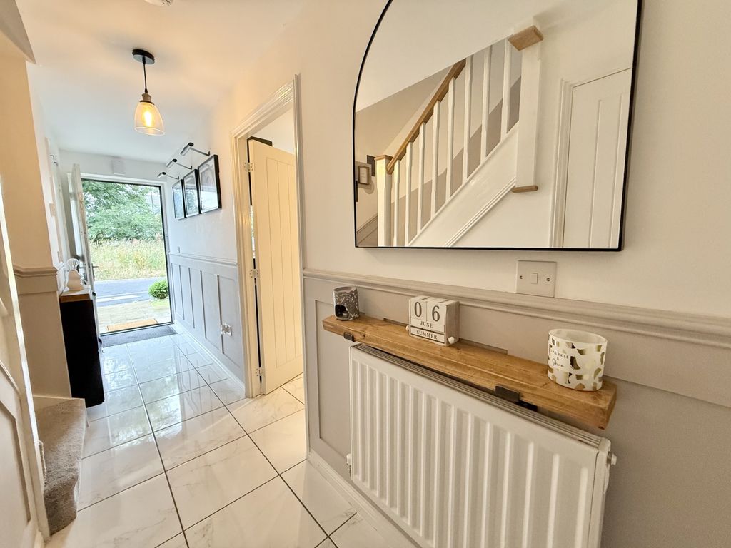 Property photo 3 of 37 Img_3272