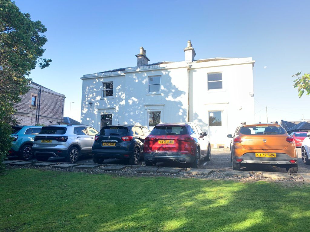 Property photo 2 of 8 Photo 2