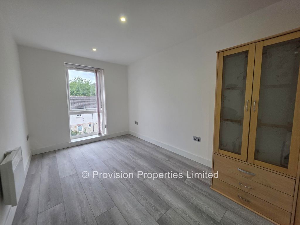 Property photo 3 of 6 Photo