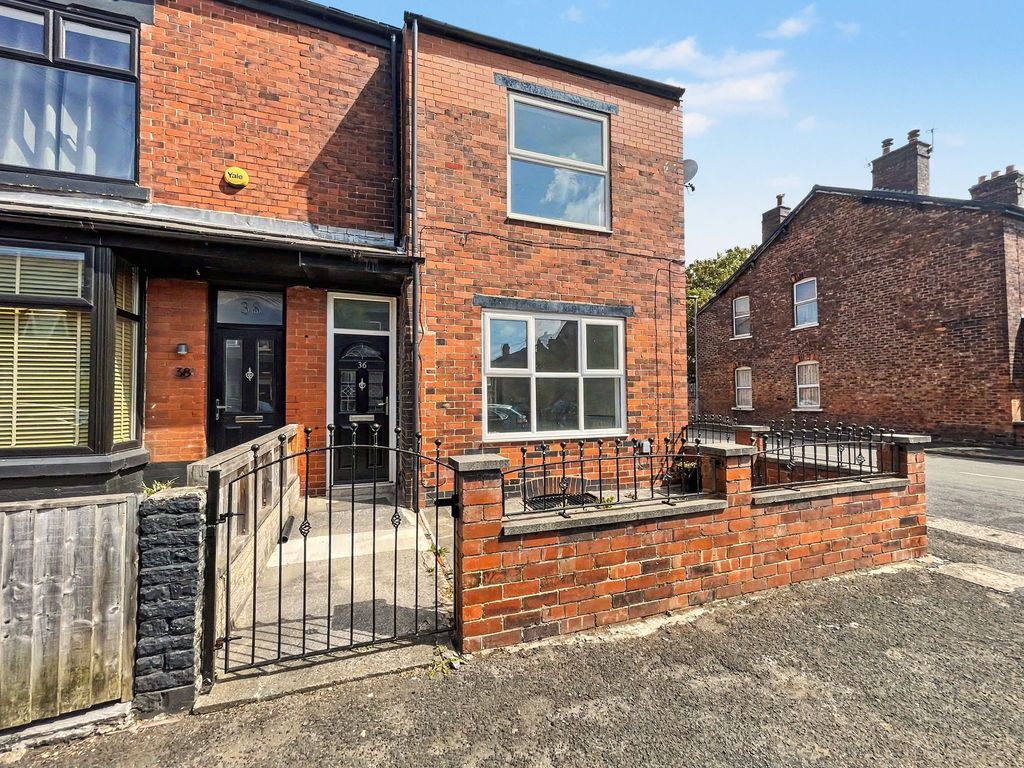 Property photo 1 of 16