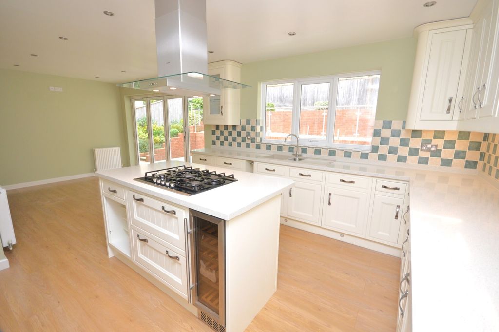 Property photo 3 of 21 3 - Picture No. 13