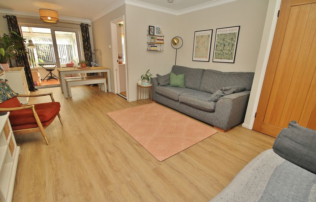 Property photo 3 of 18