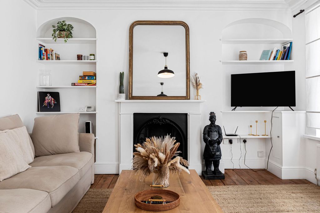 Property photo 3 of 24