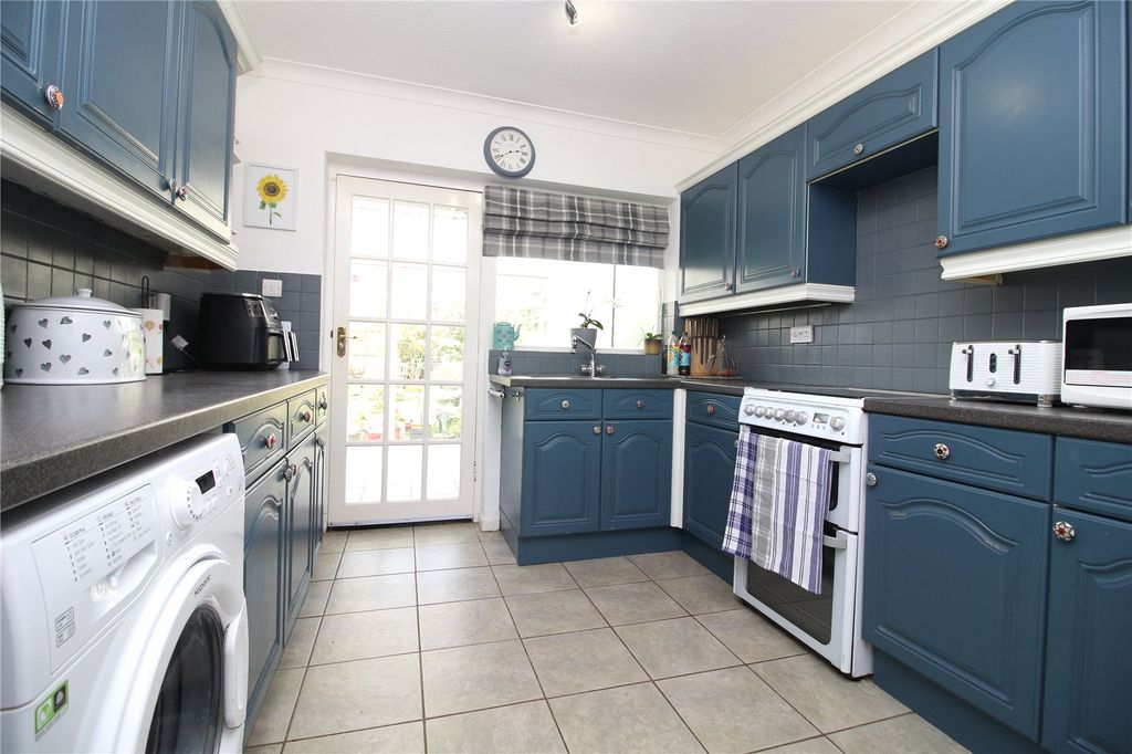 Property photo 3 of 12 Picture No. 04