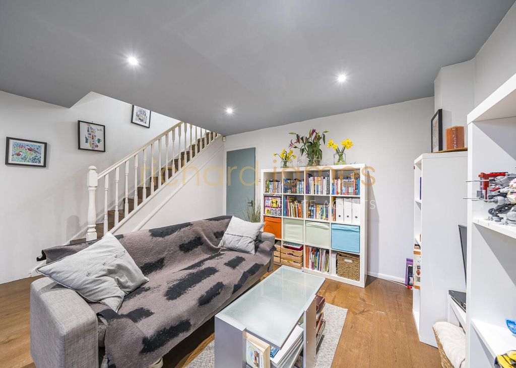 Property photo 3 of 20 1E9721A9-6c64-4855-A785-c6d9B1F1A8c7.Jpg