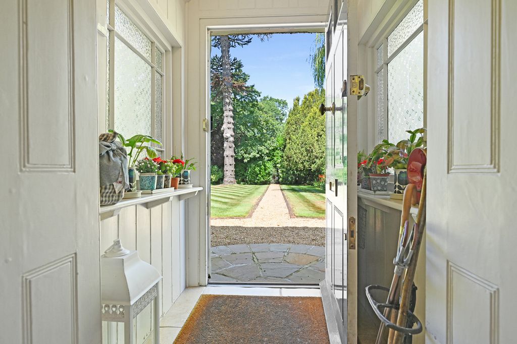 Property photo 2 of 49