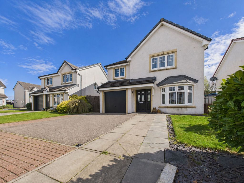 Property photo 1 of 43