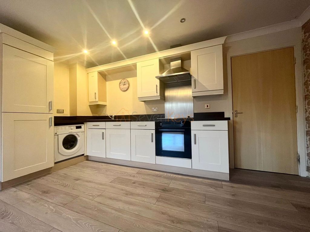 Property photo 2 of 15 Img-20241121-Wa0072