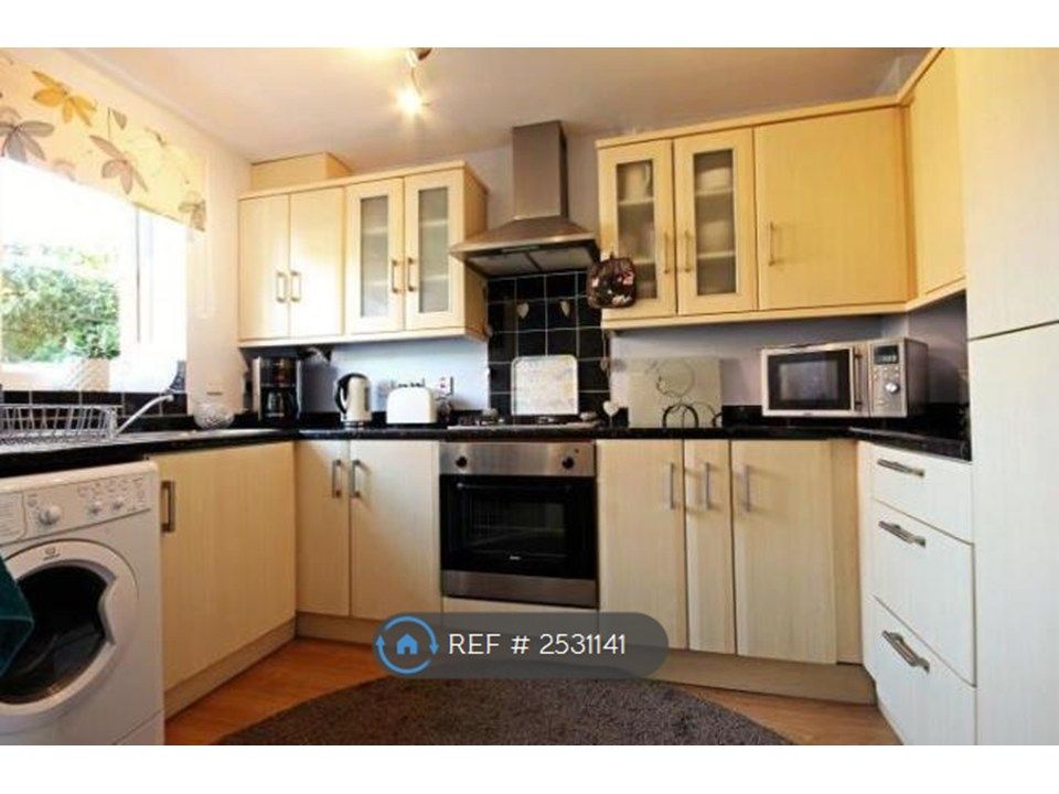 Property photo 3 of 16
