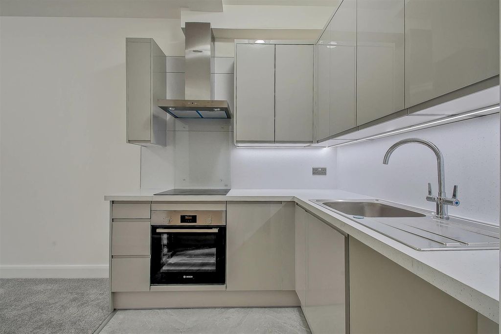 Property photo 3 of 10 G10A4243-G10A42455.Jpg