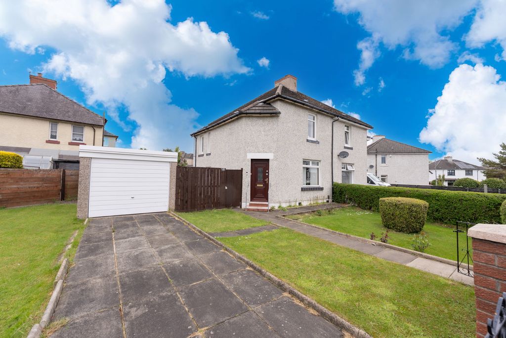 Property photo 1 of 19 2Â Bedroom Semi Detached For Sale