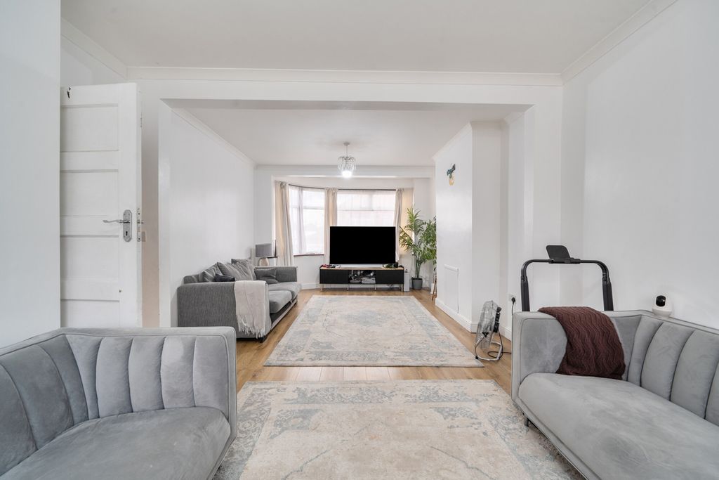 Property photo 3 of 13 1496147-4-6A6Be48...
