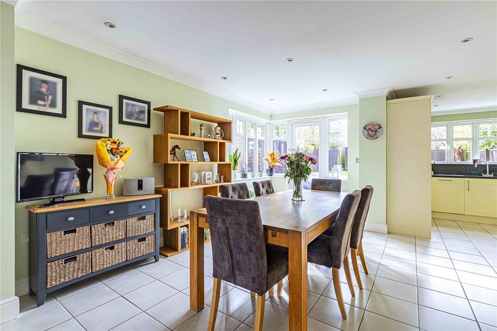 Property photo 3 of 38 Picture No. 40