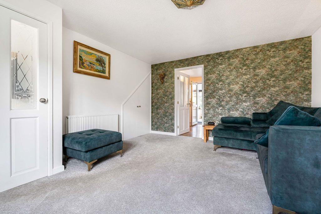 Property photo 3 of 14