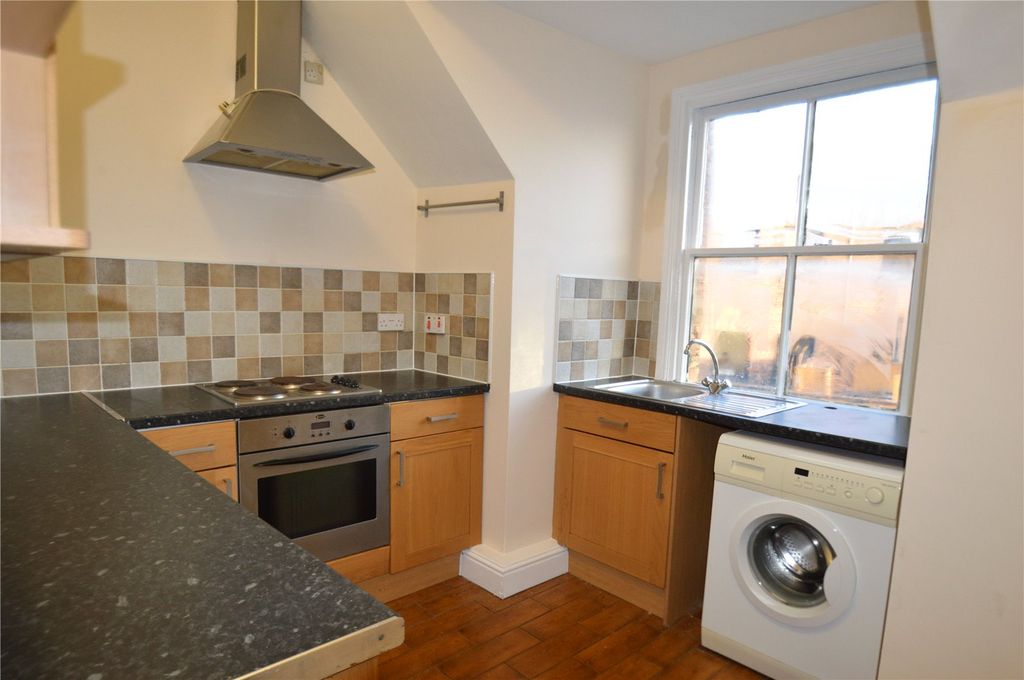 Property photo 2 of 5 Picture No. 04