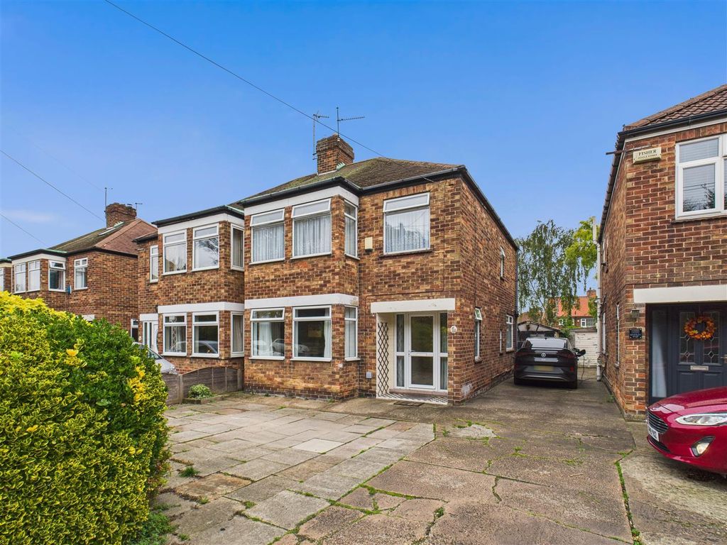 Property photo 1 of 11 Cam03486G0-Pr0172-Still023.Jpg