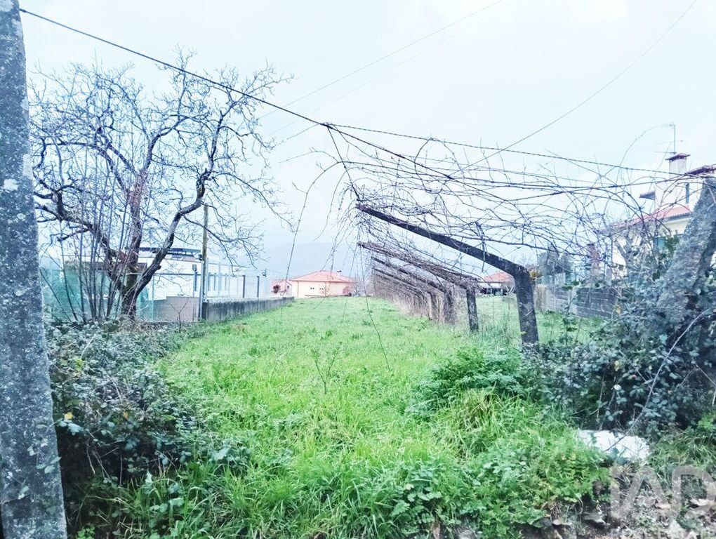Property photo 1 of 2