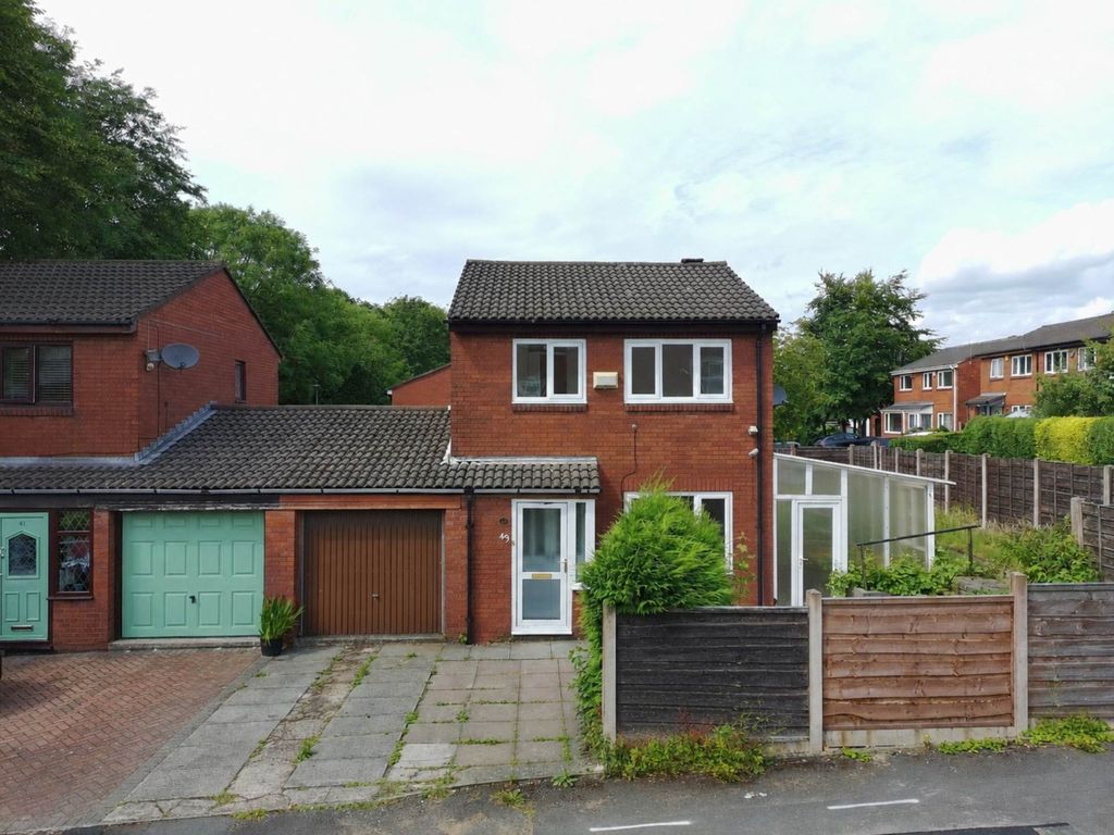 Property photo 1 of 16