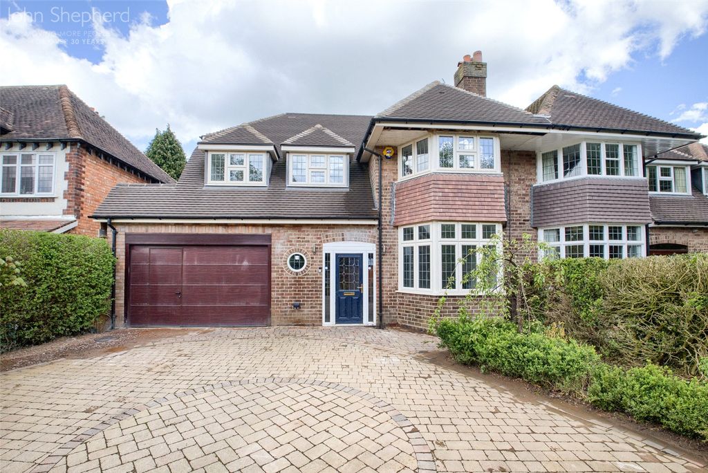 Property photo 1 of 21 External
