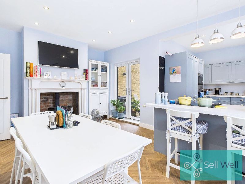 Property photo 2 of 25 Kitchen/Diner