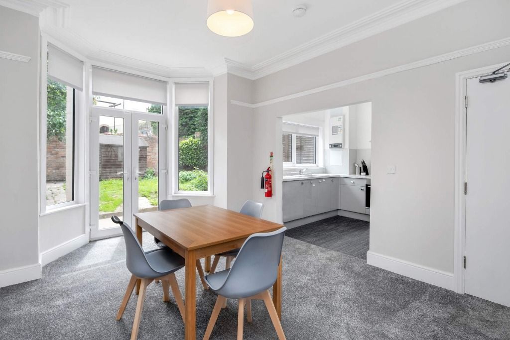 Property photo 3 of 15 2_05.Jpg