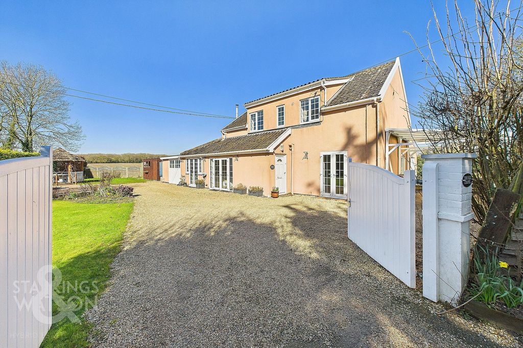 Property photo 1 of 34
