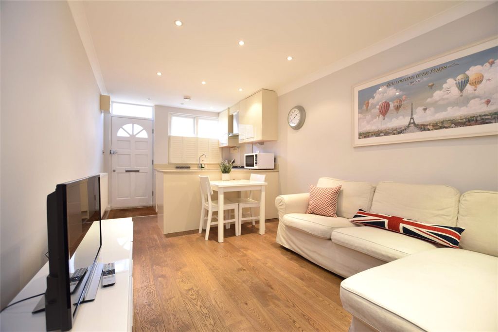 Property photo 1 of 8 Picture No. 07