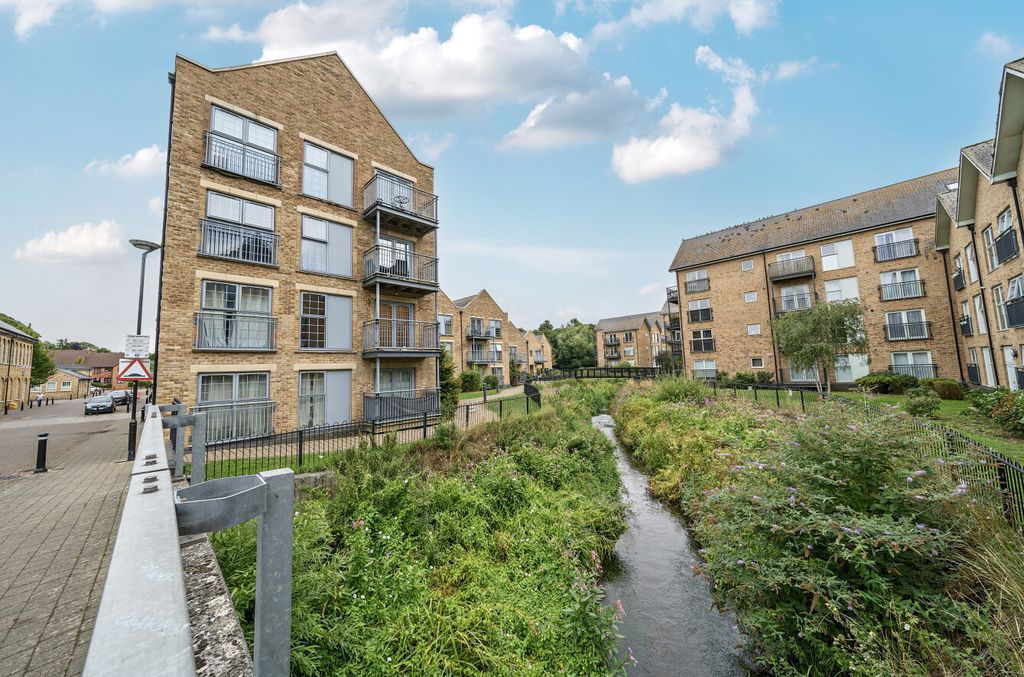Property photo 1 of 22 1331200-1-6888Df4...