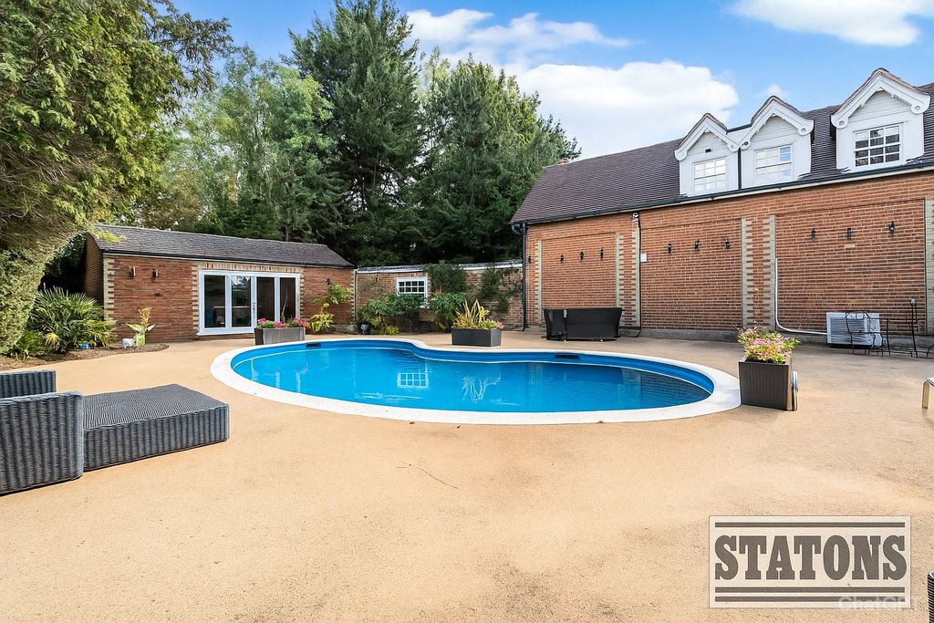 Additional image 43 of 9 bed detached house to rentRush Green, Hertford, Hertfordshire SG13