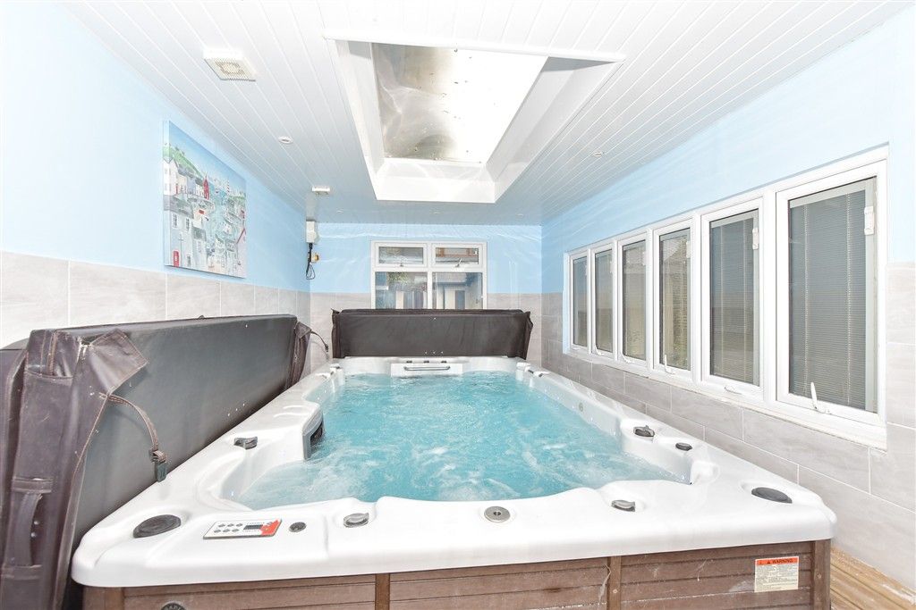 Property photo 3 of 19 Swim Spa