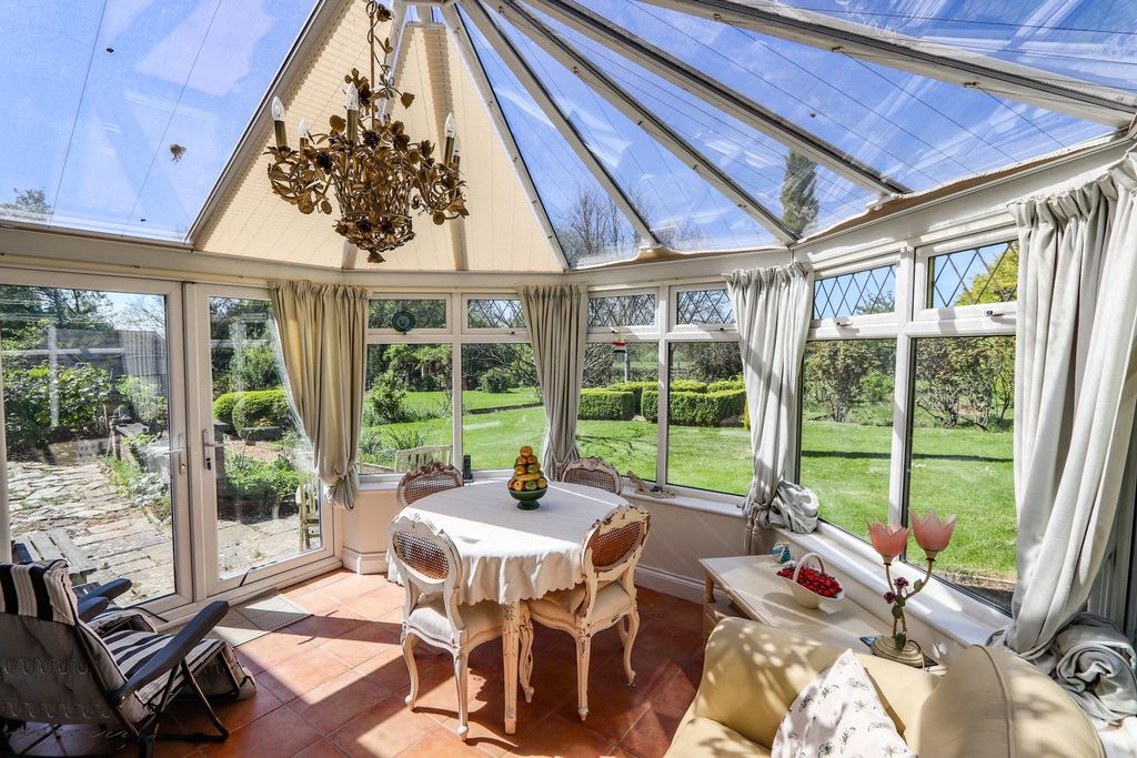 Property photo 3 of 23