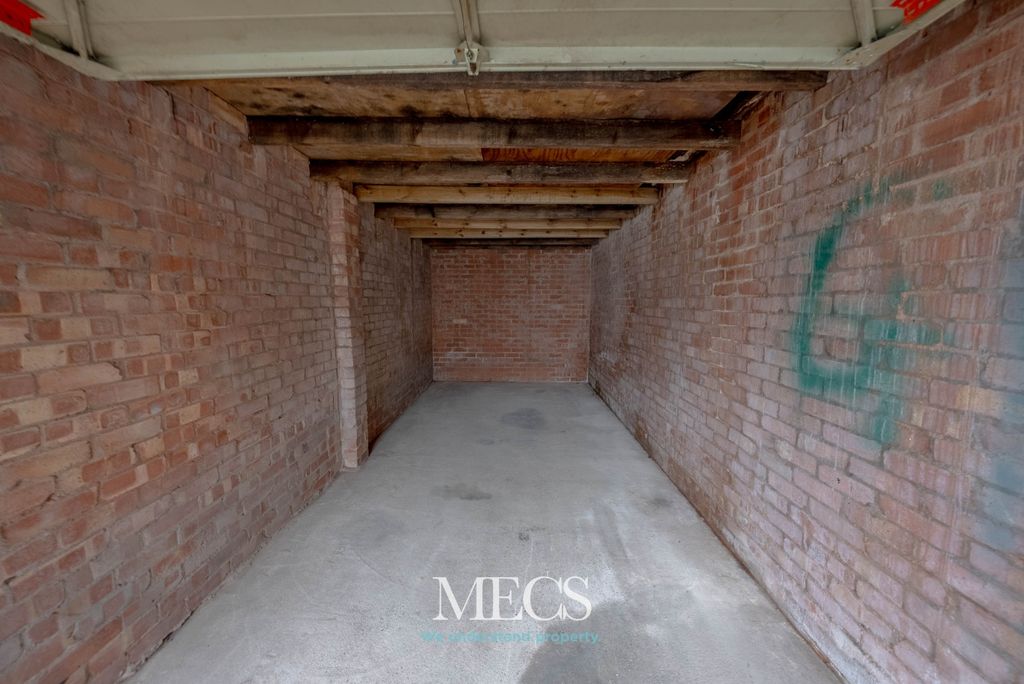 Property photo 3 of 3 4611392