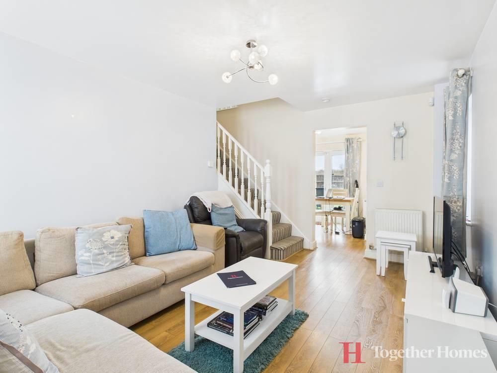 Property photo 2 of 13 Lounge