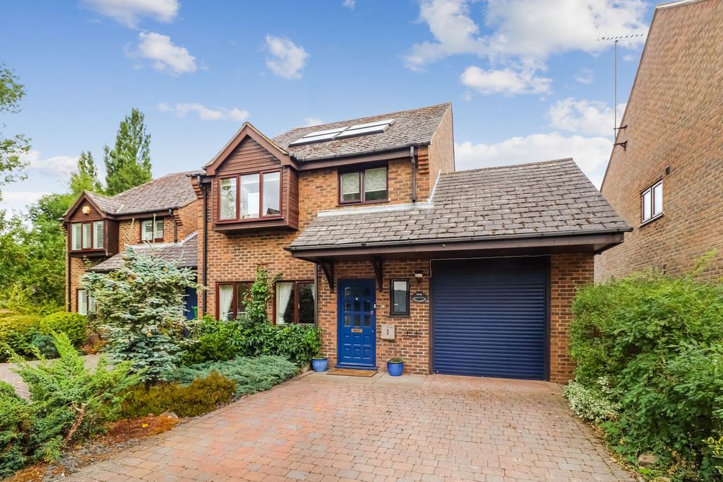 Property photo 1 of 25