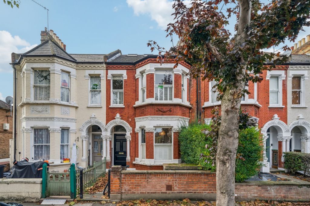 Property photo 2 of 16