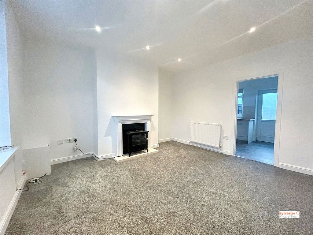 Property photo 3 of 17 Picture No. 17