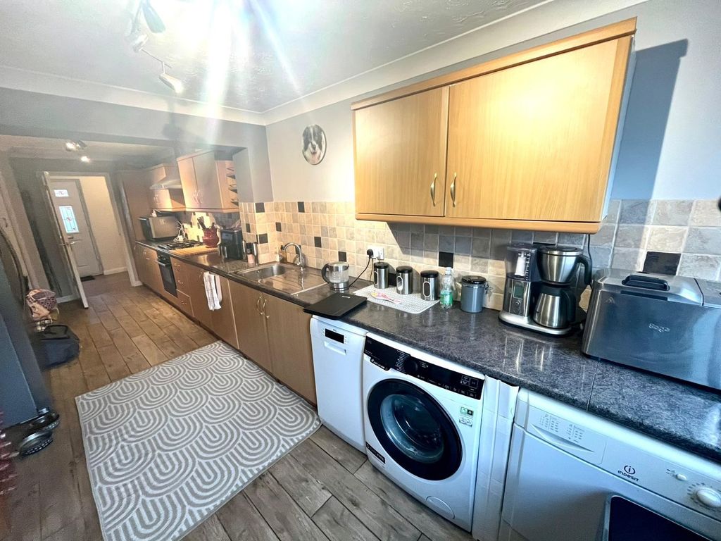 Property photo 2 of 15