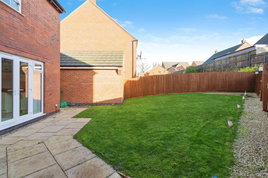 Property photo 3 of 41 Pbox-Img.Jpg