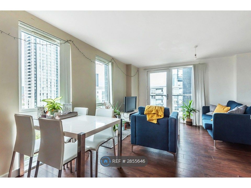 Property photo 1 of 15 Living Room 1