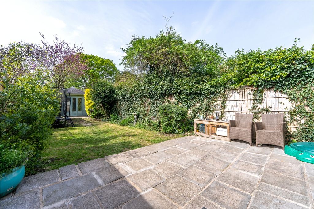 Property photo 3 of 13 Picture No. 35